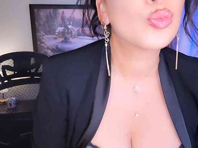 ExcitingWoman webcam