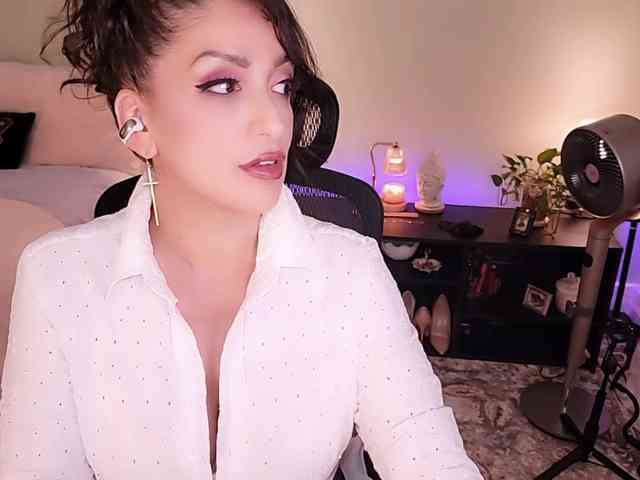 ExcitingWoman webcam