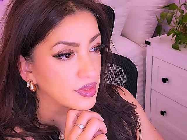 ExcitingWoman webcam