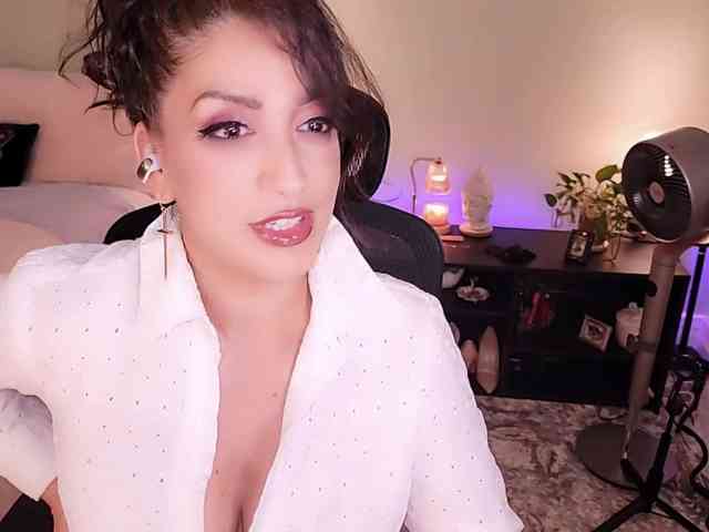 ExcitingWoman webcam