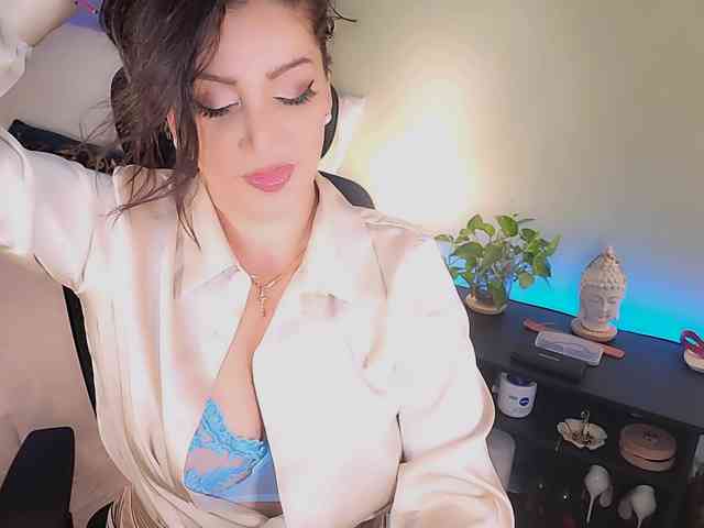 ExcitingWoman webcam