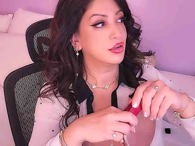 ExcitingWoman webcam