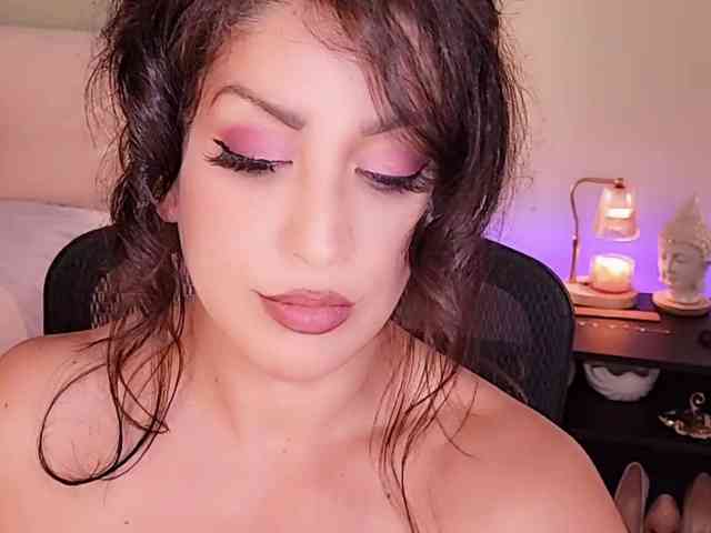 cam2cam chat SeductiveMina