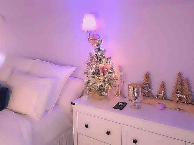 ExcitingWoman webcam