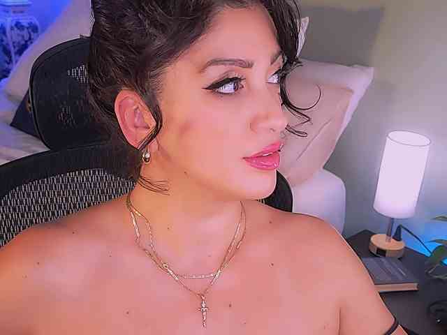 ExcitingWoman webcam