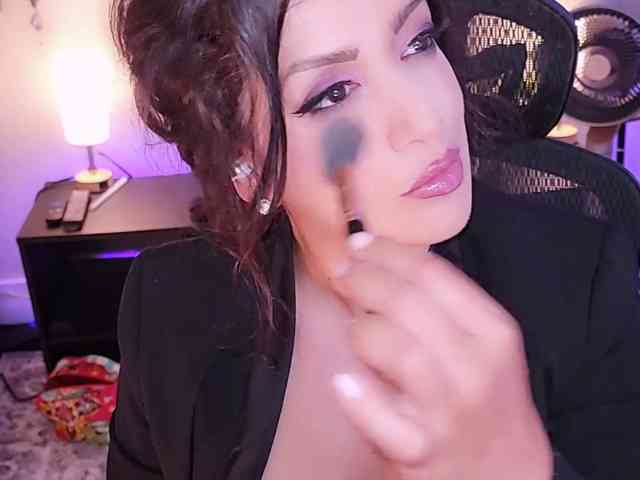 ExcitingWoman webcam