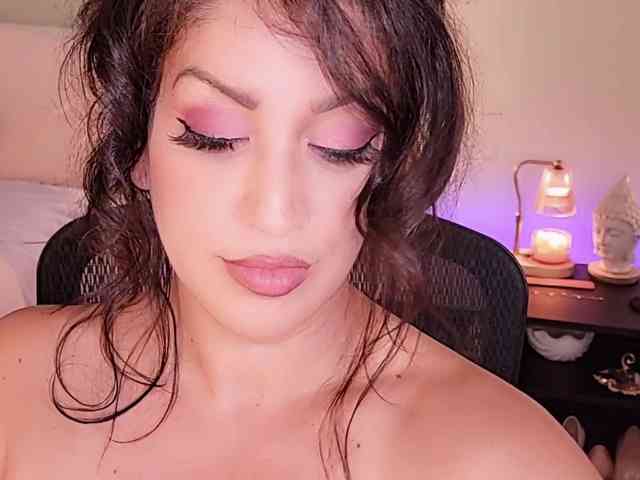 ExcitingWoman webcam