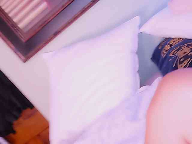 ExcitingWoman webcam