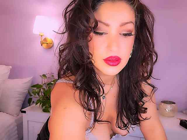 ExcitingWoman webcam