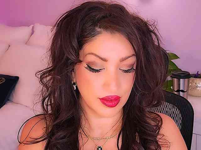 ExcitingWoman webcam