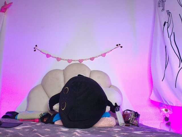 KishaColins's BongaCams show and profile