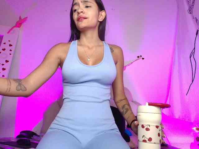 KishaColins Live Webcam on BongaCams