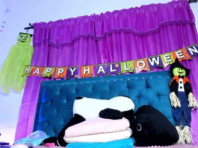 KishaColins webcam