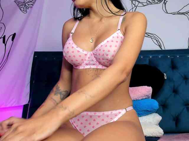KishaColins webcam