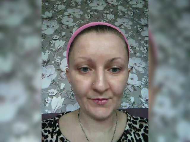 Zarevna's BongaCams show and profile