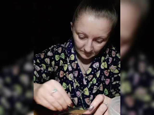 Zarevna's BongaCams show and profile