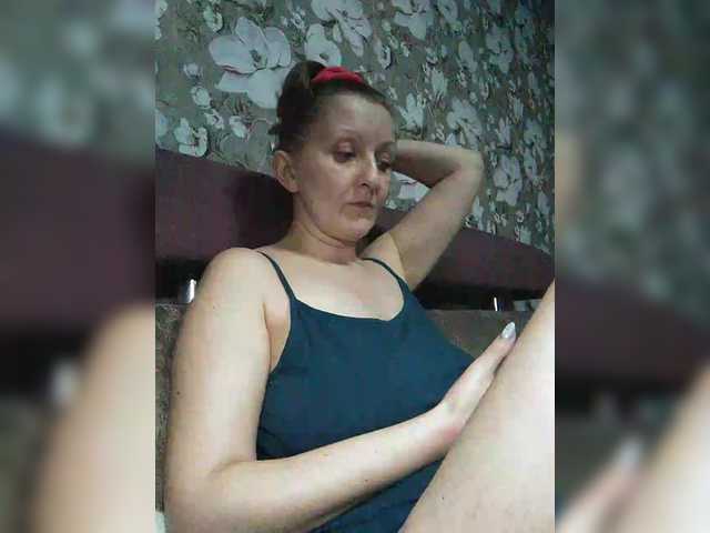 Zarevna's BongaCams show and profile