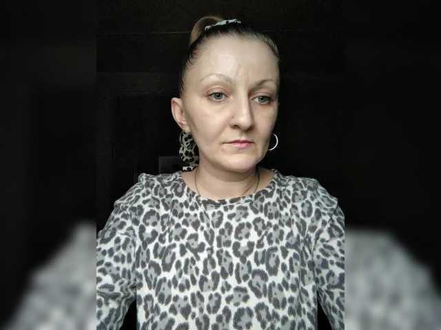 Zarevna's BongaCams show and profile