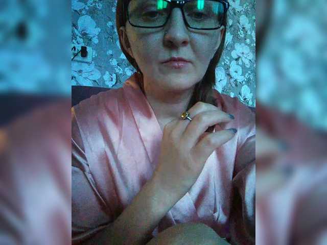 Zarevna's BongaCams show and profile