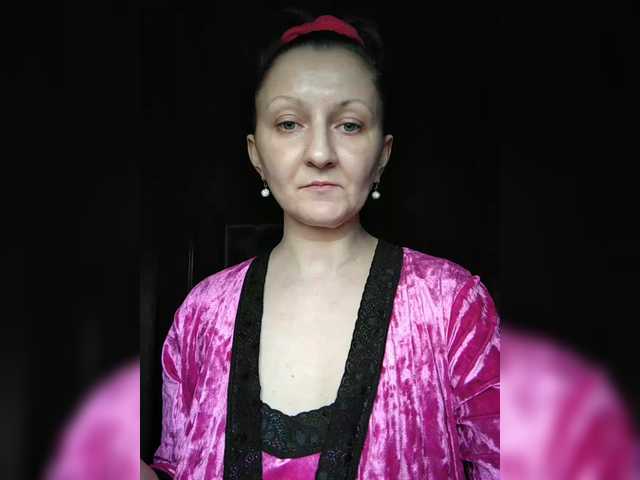 Zarevna's BongaCams show and profile