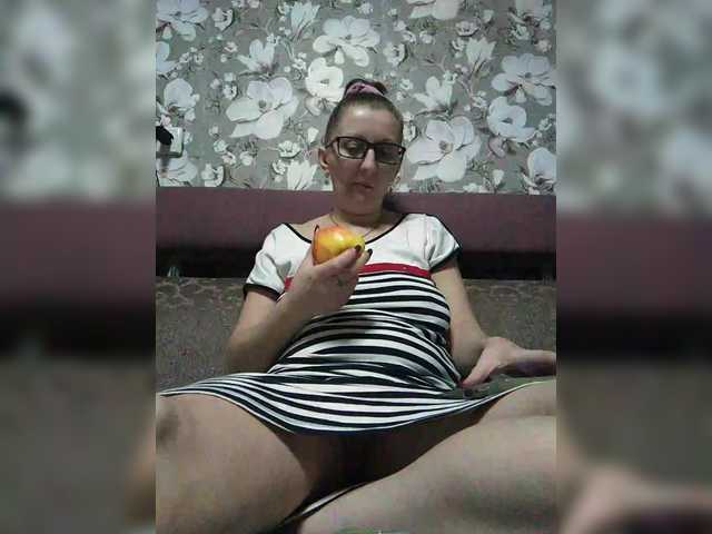 Zarevna's BongaCams show and profile