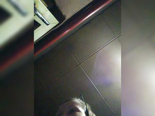 Zarevna's BongaCams show and profile