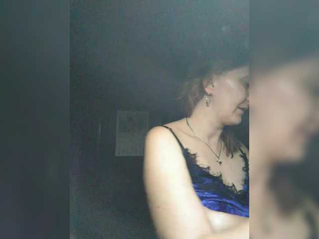 Zarevna's BongaCams show and profile