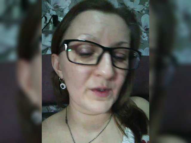 Zarevna's BongaCams show and profile