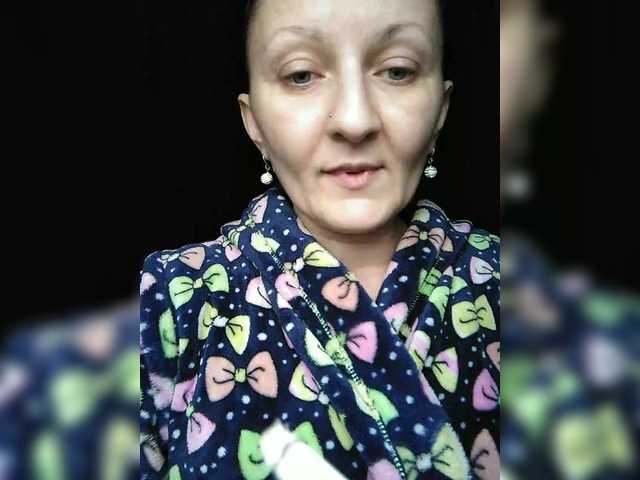 Zarevna's BongaCams show and profile