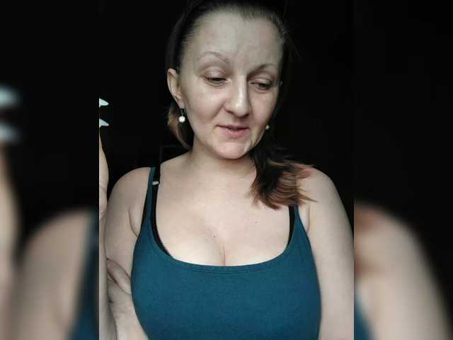 Zarevna's BongaCams show and profile