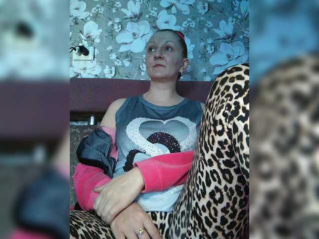 Zarevna's BongaCams show and profile