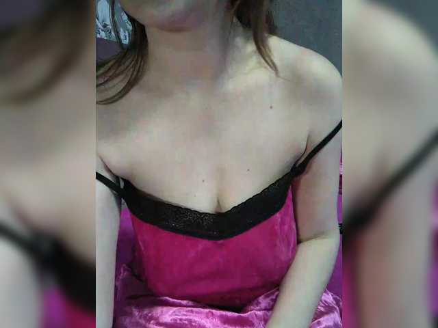 Zarevna's BongaCams show and profile