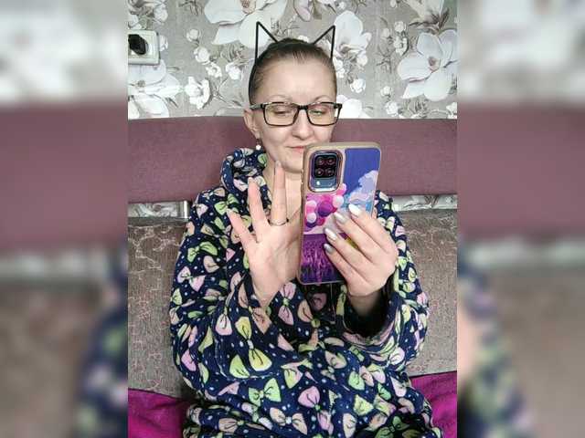 Zarevna's BongaCams show and profile