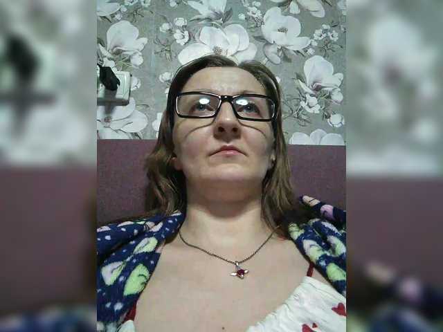 Zarevna's BongaCams show and profile