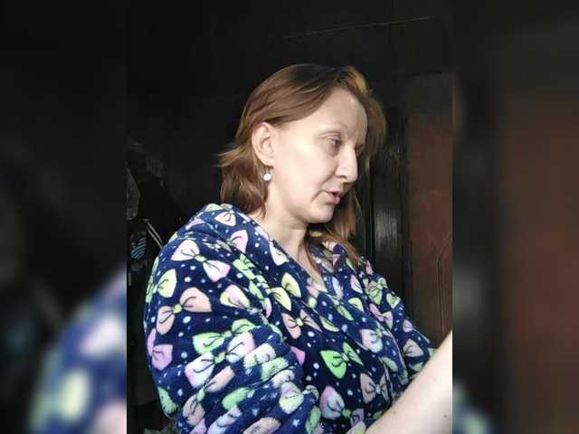 Zarevna's BongaCams show and profile