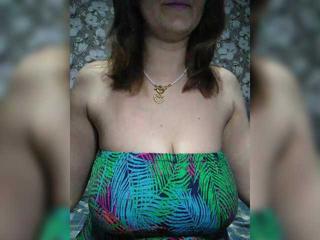 Zarevna's BongaCams show and profile