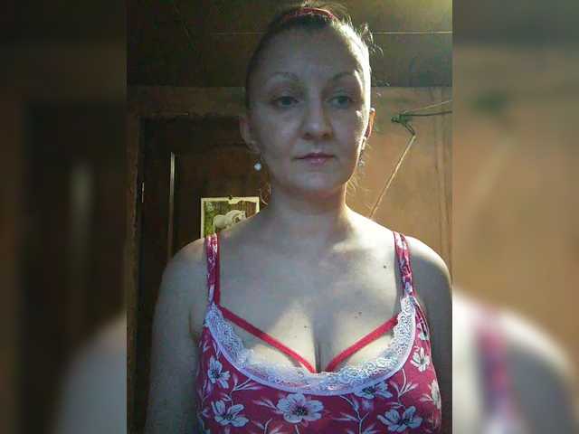 Zarevna's BongaCams show and profile