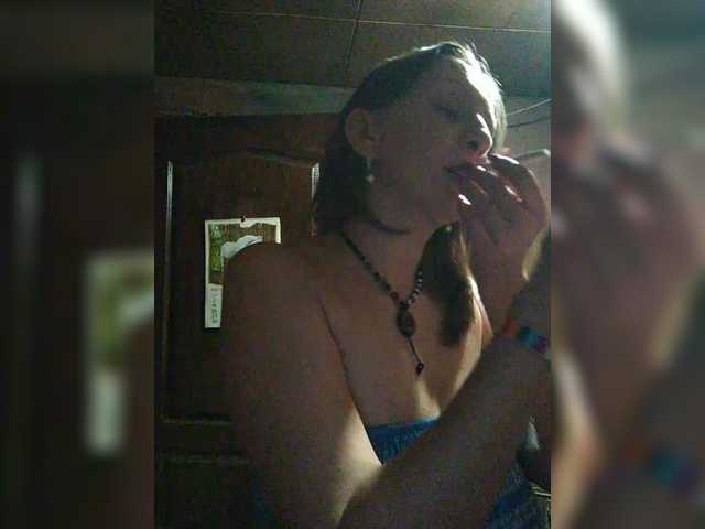 Zarevna's BongaCams show and profile