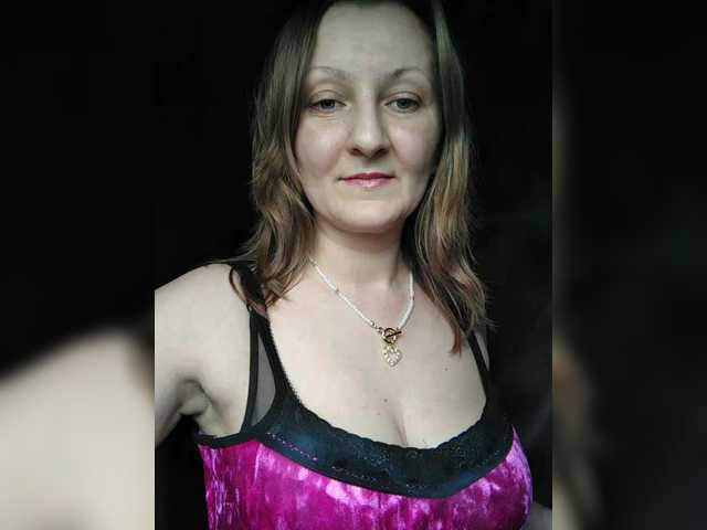 Zarevna's BongaCams show and profile