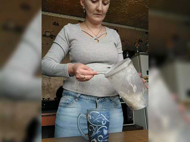 Zarevna's BongaCams show and profile