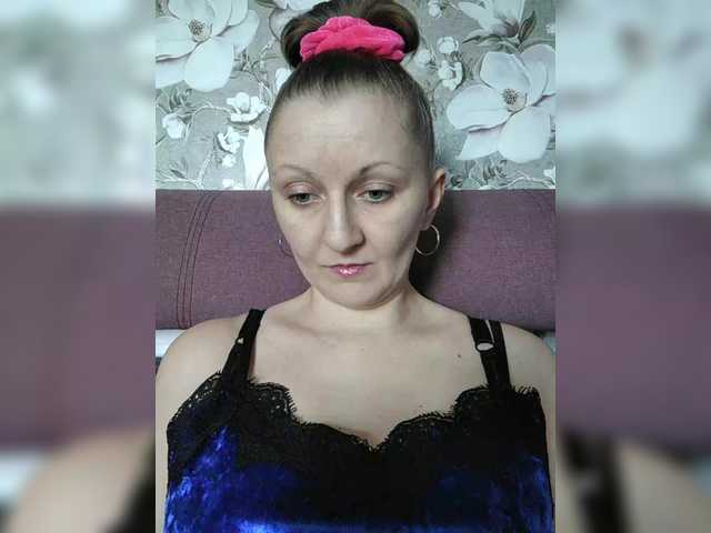 Zarevna's BongaCams show and profile