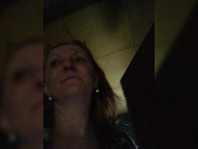 Zarevna's BongaCams show and profile