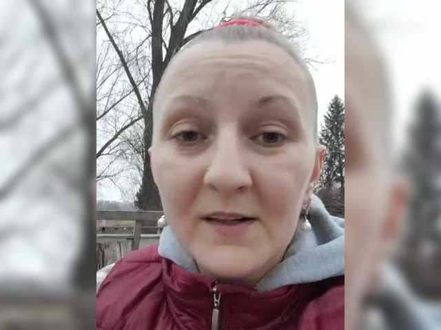 Zarevna's BongaCams show and profile