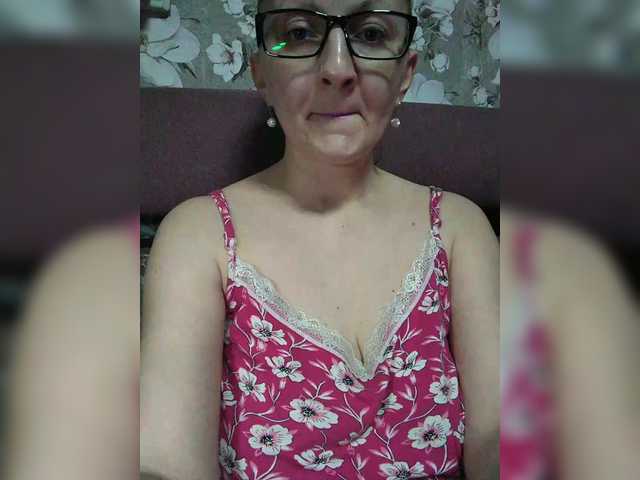 Zarevna's BongaCams show and profile