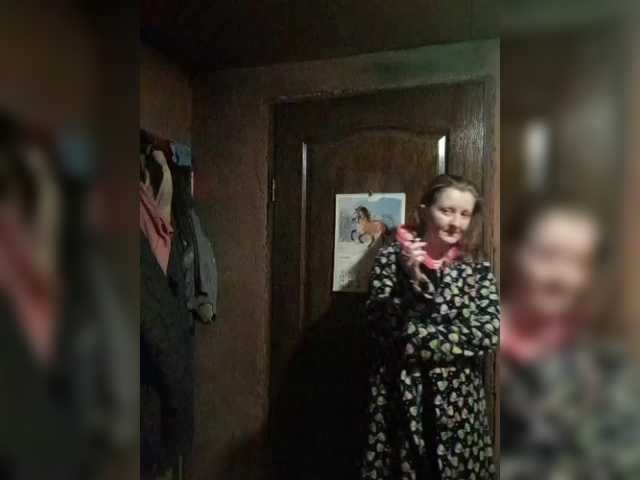 Zarevna's BongaCams show and profile