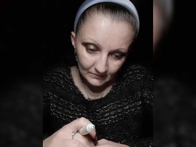 Zarevna's BongaCams show and profile