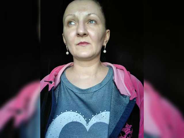 Zarevna's BongaCams show and profile