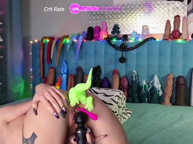 go to chat with Youlalia