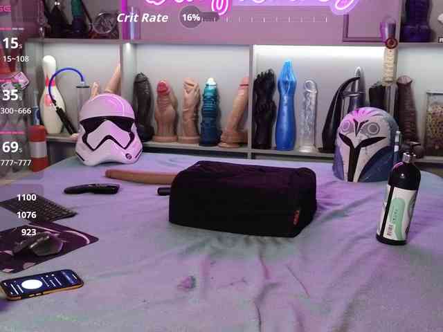 Youlalia's webcam live show