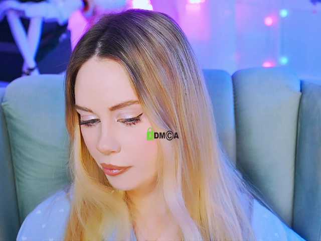 0------0's BongaCams show and profile